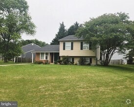 Building Photo - 12216 Kingsbrook St