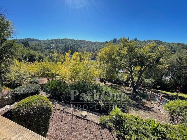 Building Photo - Spacious Home In Lafayette Hills