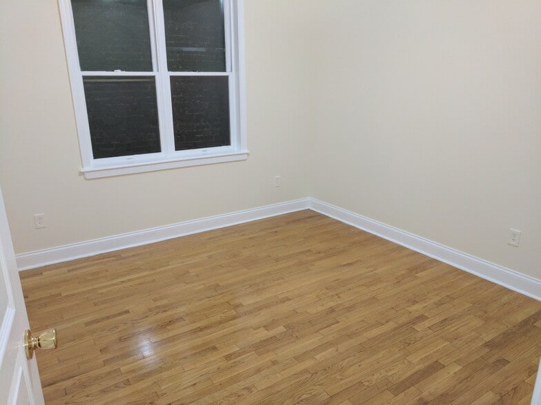 Building Photo - 4407 Palisade Ave