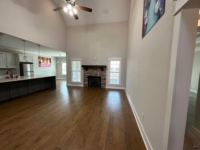 Building Photo - 116 Perth Ct