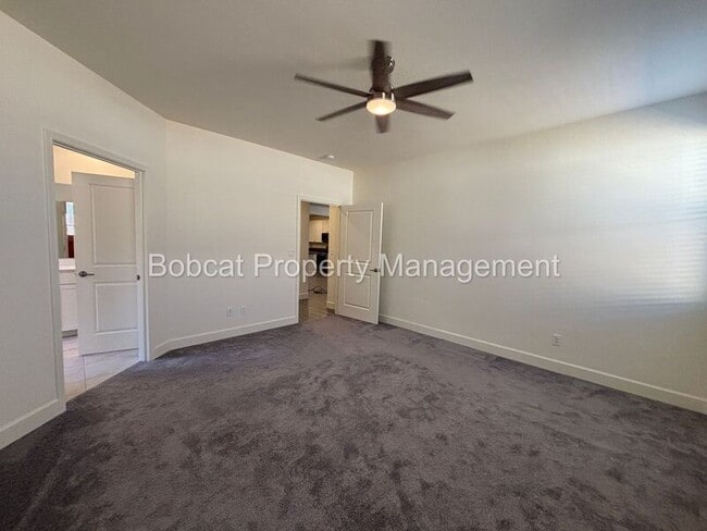 Building Photo - 1097 Dapple Dr