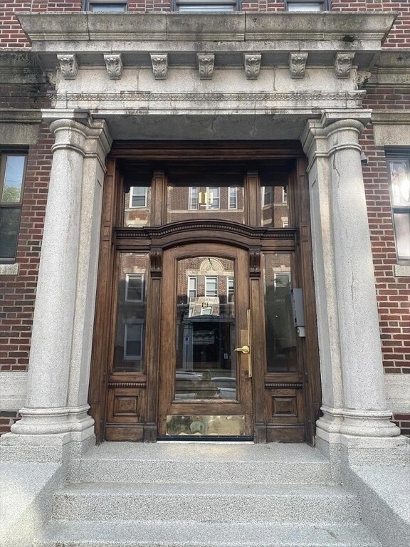 Building Photo - 111 Jersey St