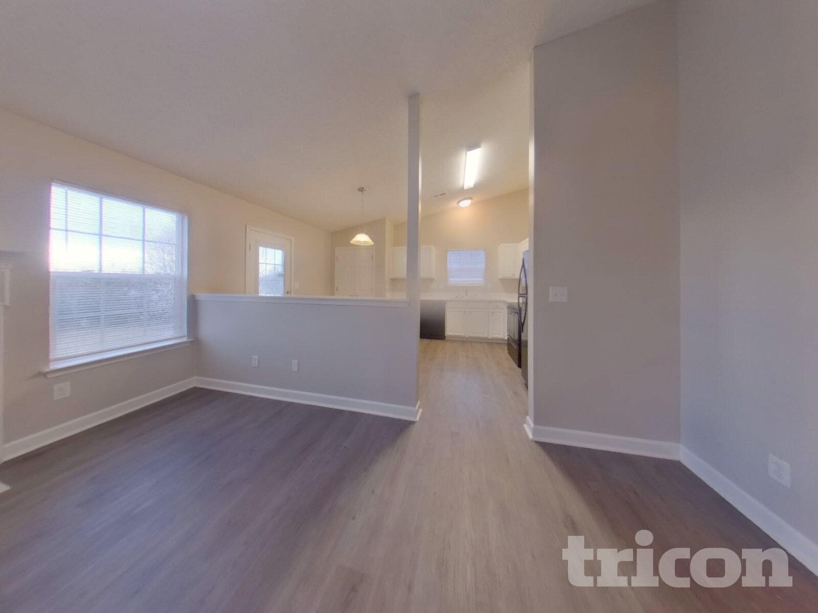 Building Photo - 7031 Red Bud Cir