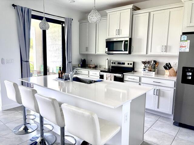Building Photo - 14043 SW Thorens Dr