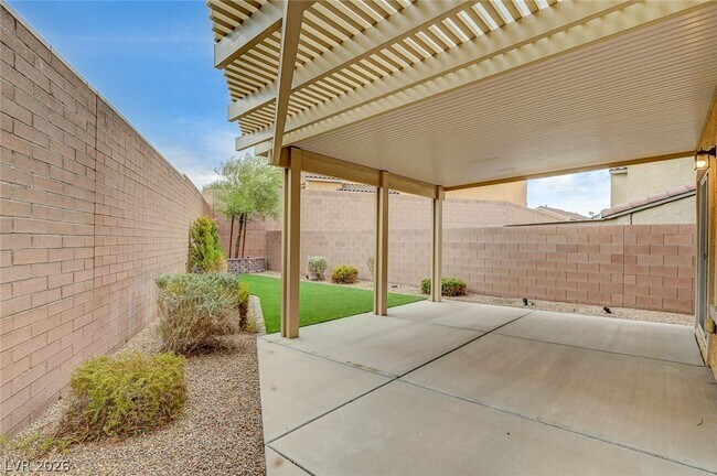 Building Photo - 277 Persistence Ct