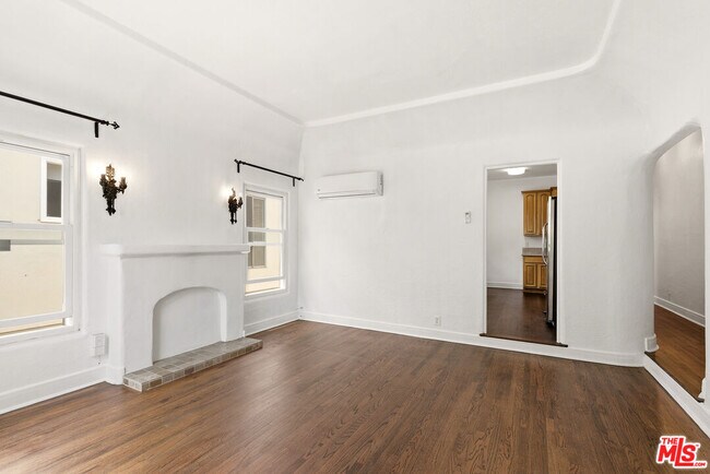 Building Photo - 4429 Finley Ave
