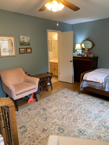 Building Photo - 602 Old Rocky Ridge Ln