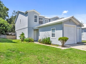 Building Photo - 2717 Bay Club Dr