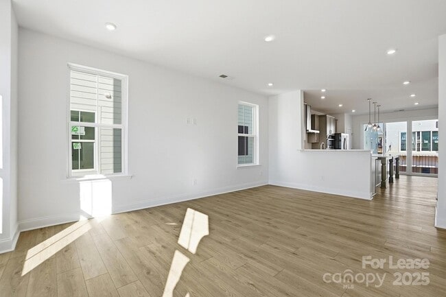 Building Photo - 3224 Drift St