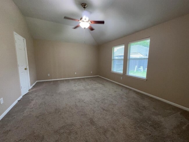 Building Photo - 2407 Daneswood Ct