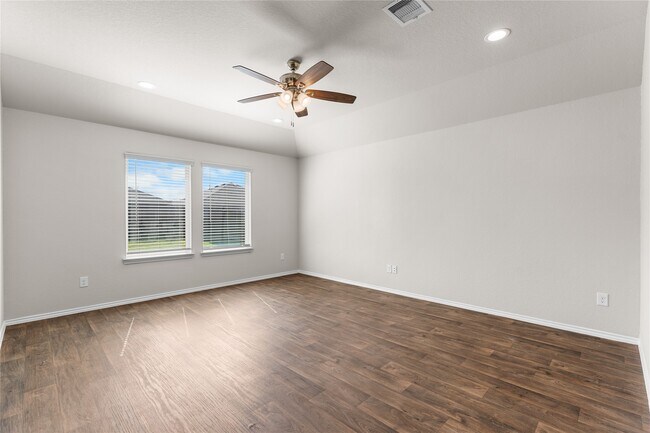 Building Photo - 5214 Perkins Rdg Wy