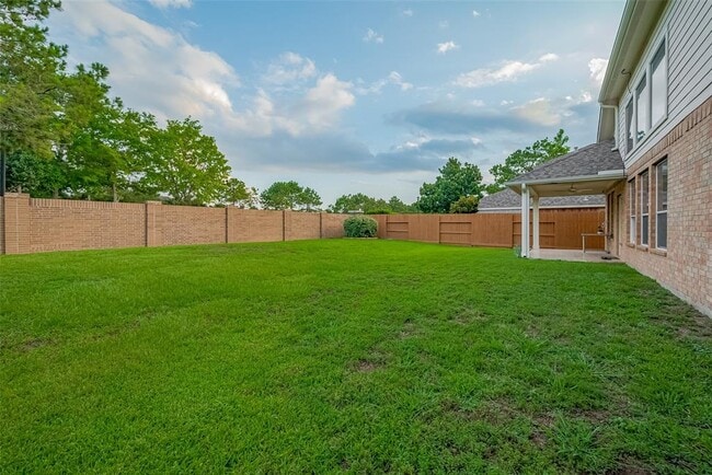 Building Photo - 8307 Red Rooster Ln