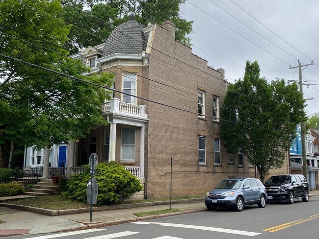 Building Photo - 3100 Hanover Ave