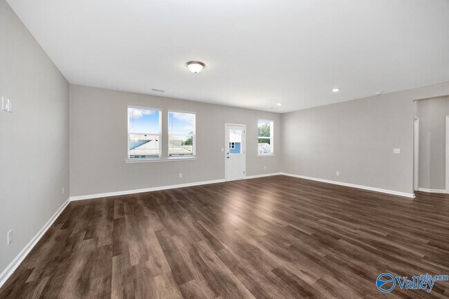 Building Photo - 103 Evergreen Ml Ln