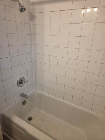 Building Photo - 157 N Estelle St