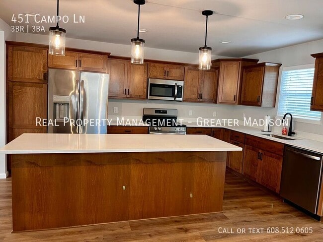 Building Photo - 451 Campo Ln