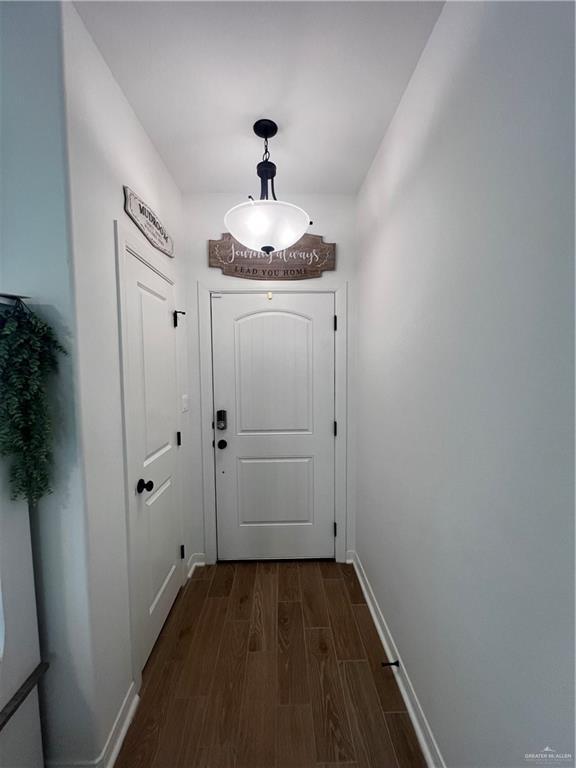 Building Photo - 23 El Paso Dr