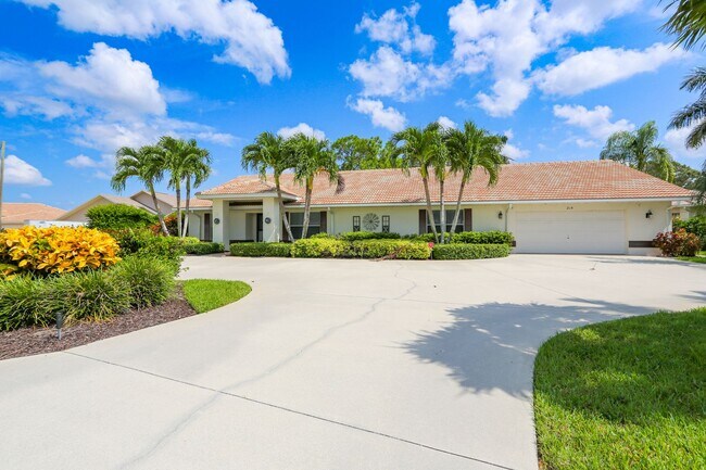 Building Photo - ** LELY COUNTRY CLUB UNFURNISHED 3 BEDROOM...