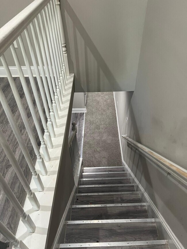 Building Photo - Druid Hill