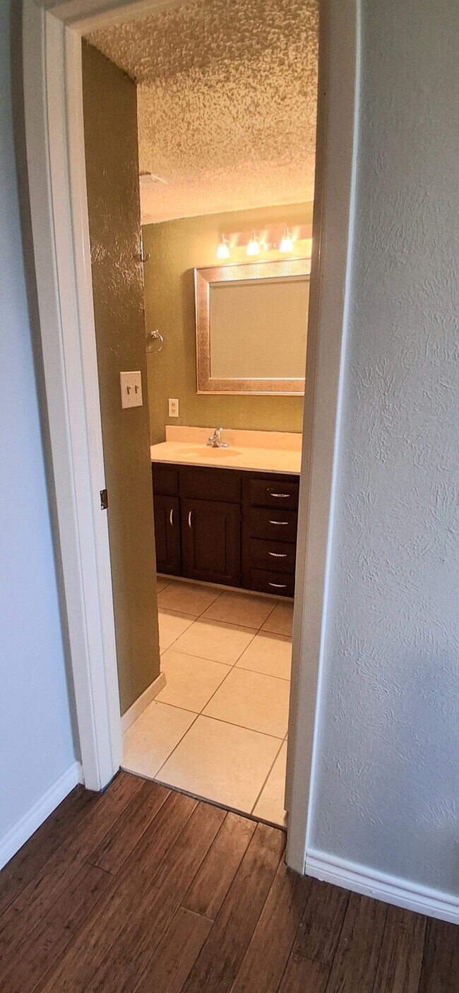 Building Photo - 5200 Martel Ave