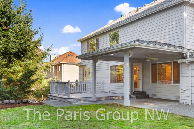 Building Photo - Extraordinary 3463sf Newcastle Home * Amazing Outdoor Spaces * A/C