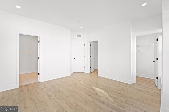 Building Photo - 5502 Topaz Ln