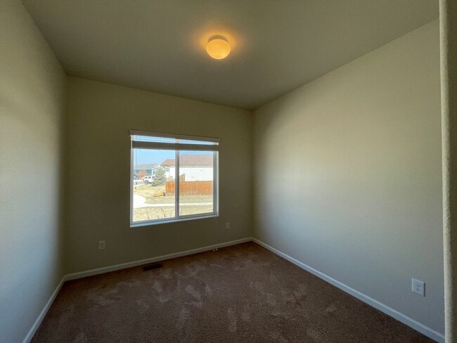 Building Photo - Perfect ranch home in Dacono!