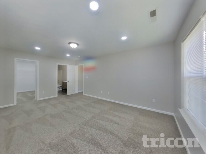 Building Photo - 176 Heartwood Hill