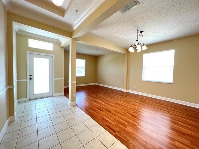 Building Photo - 10429 Kristen Park Dr