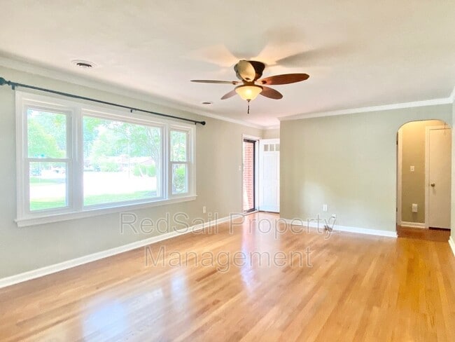 Building Photo - 383 Stanton Rd