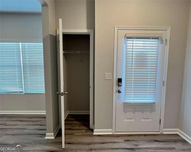 Building Photo - 4352 Shaffer Ct