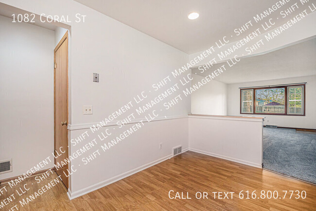 Building Photo - 1082 Coral St