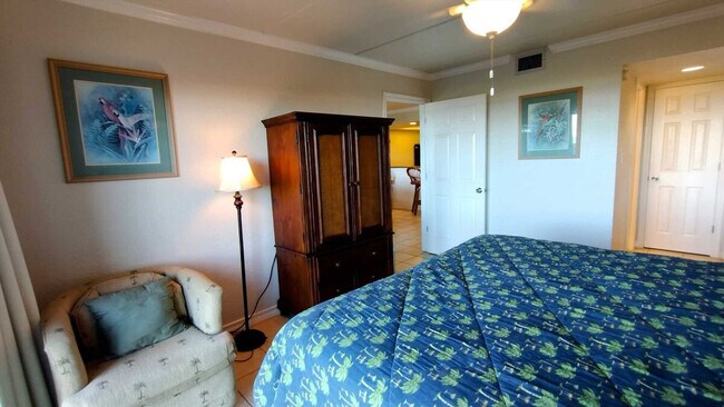 Building Photo - 4908 Gulf Blvd