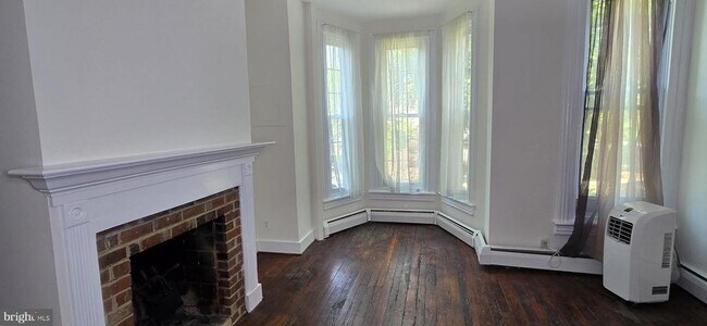 Building Photo - 1602 New Jersey Ave NW