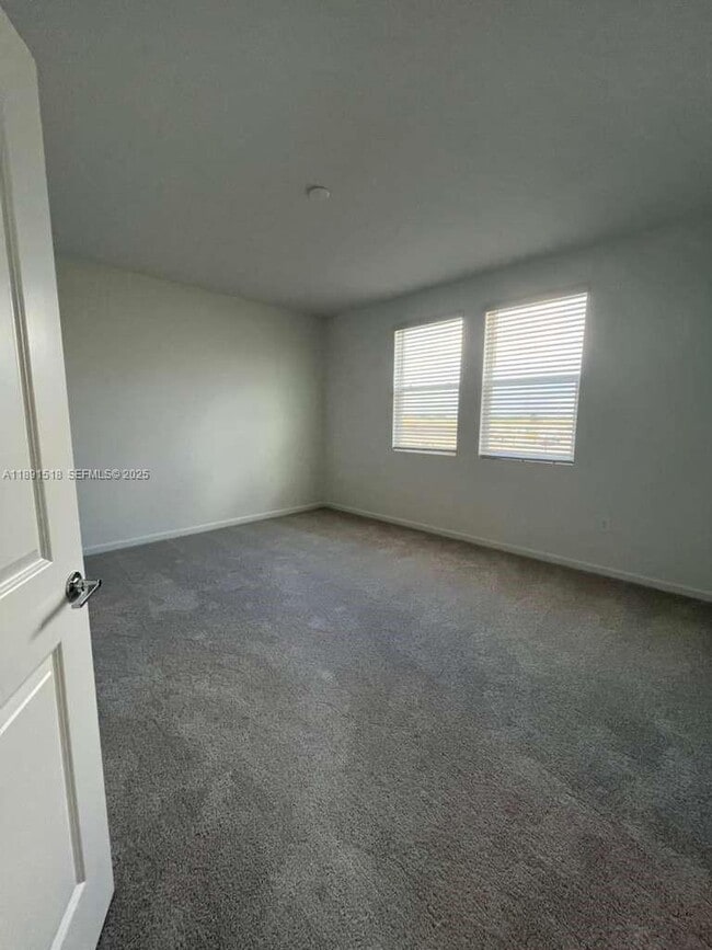 Building Photo - 5984 Zen Wy