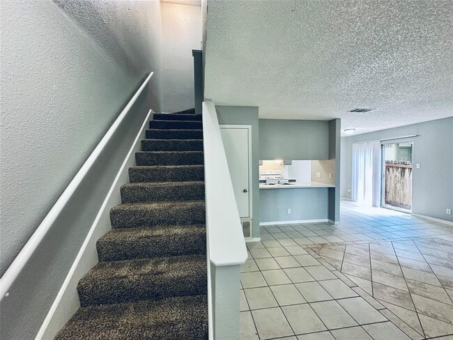 Building Photo - 1318 Southport Dr