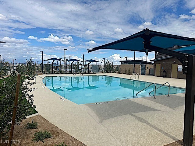 Building Photo - 3719 Via Allegro