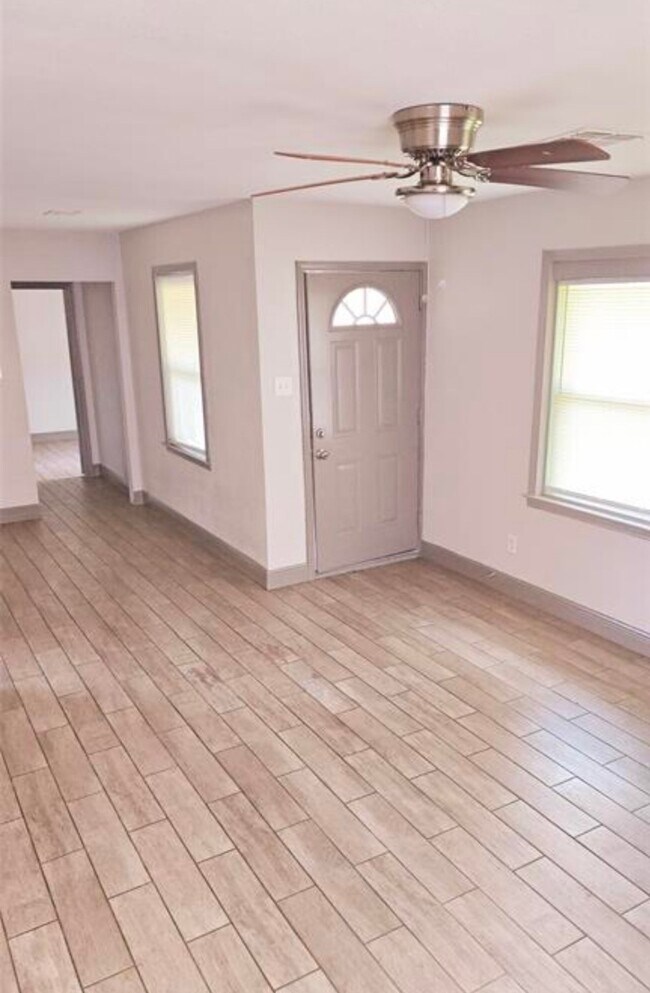 Building Photo - 3308 Sophie Ann Dr