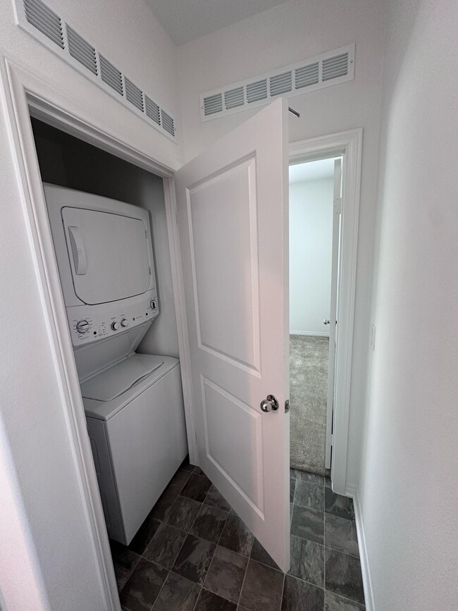 Building Photo - 30272 Truckee Cir