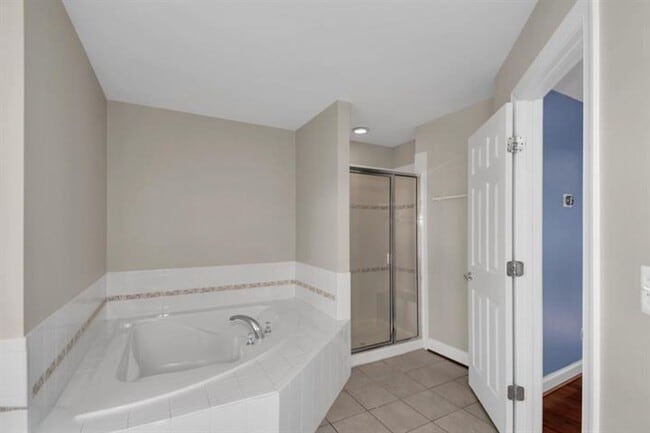 Building Photo - 9540 Parsonage Ln