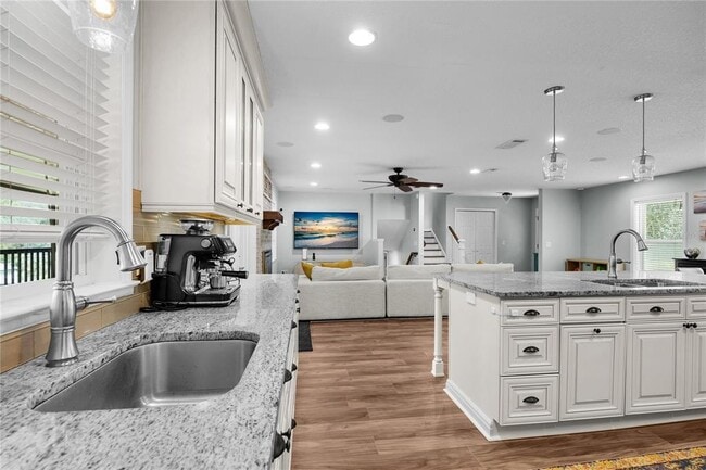 Building Photo - 2026 NW 19th Ln