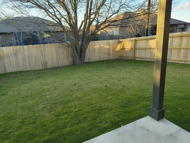 Building Photo - 1110 S College Ave