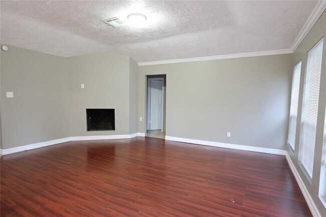 Building Photo - 13819 Clark Towne Rd