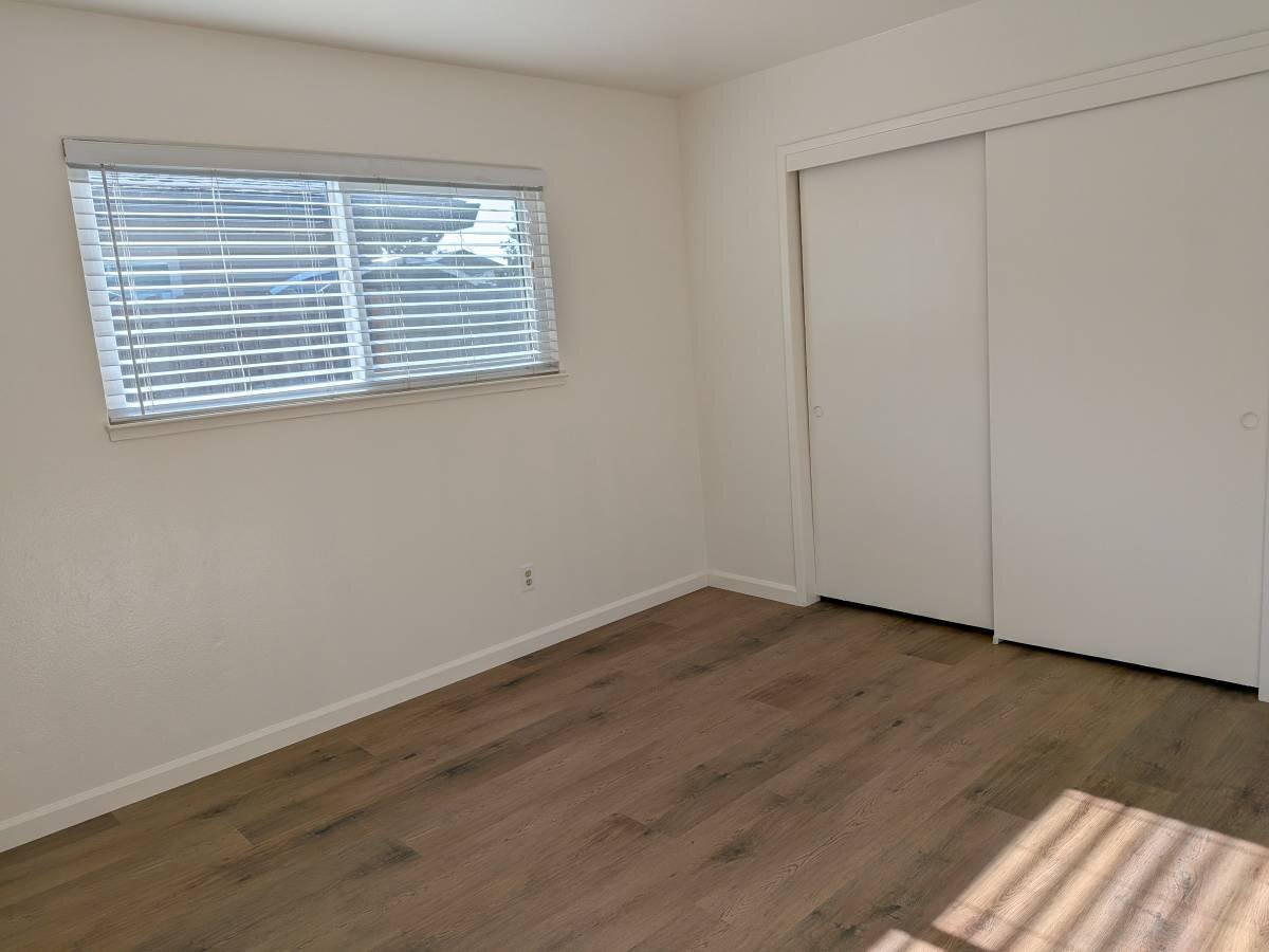 Building Photo - 9279 Corinthian Cir