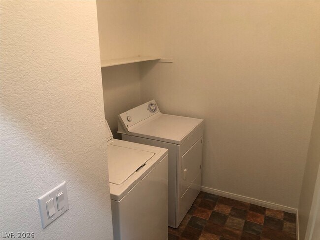 Building Photo - 10220 Delray Beach Ave