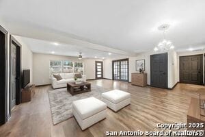 Building Photo - 2643 W Gramercy Pl