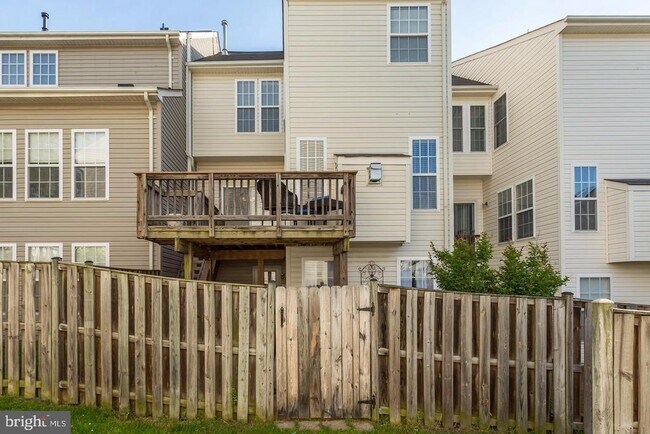 Building Photo - 10106 Sir Reynard Ln