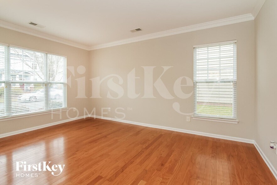 Building Photo - 13540 Aldenbrook Dr