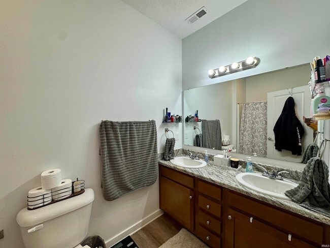 Building Photo - 3515 Lower Huntington Rd