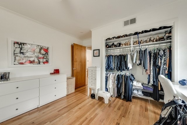 Building Photo - 6525 E Mockingbird Ln